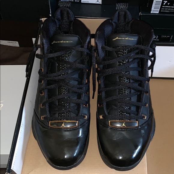 AIR JORDAN XIX SE - Picture 4 of 8